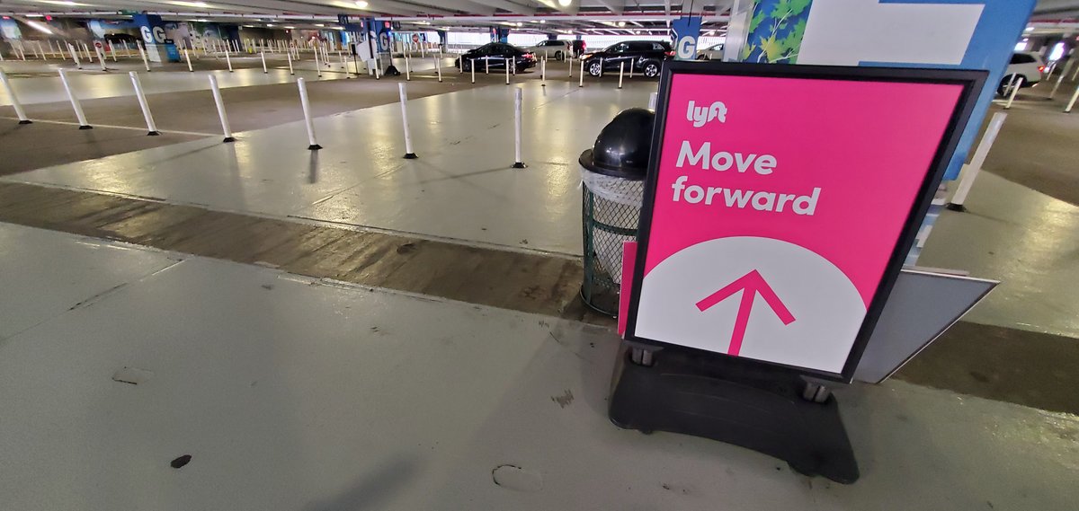 UBER/LYFT STRIKE -- Many <a href="/Uber/">Uber</a> &amp; <a href="/lyft/">Lyft</a> drivers won't be picking up passengers flying into <a href="/LGAairport/">LaGuardia Airport</a> Sun. PM.  They're going on a 12-hr. strike to demand a pay raise. Uber spox says its drivers got 3 raises since 2020 including 6.39% in 2023. #1010WINS