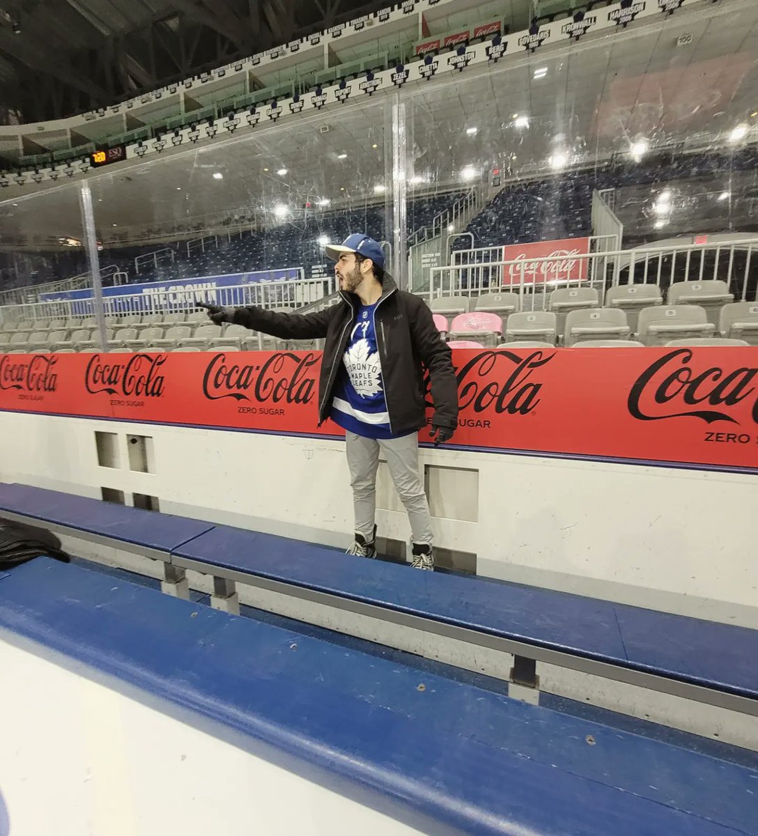 alyya13's tweet photo. Coach didn't yell at the refs enough to get me out of that penalty... 🏒 @HumberAlumni @TorontoMarlies #LongLive https://t.co/JGkSj92oKu