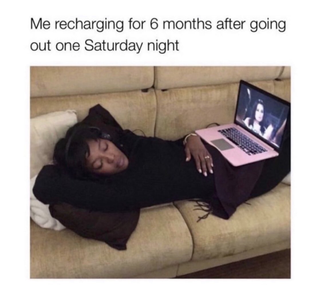 introvert tweet media