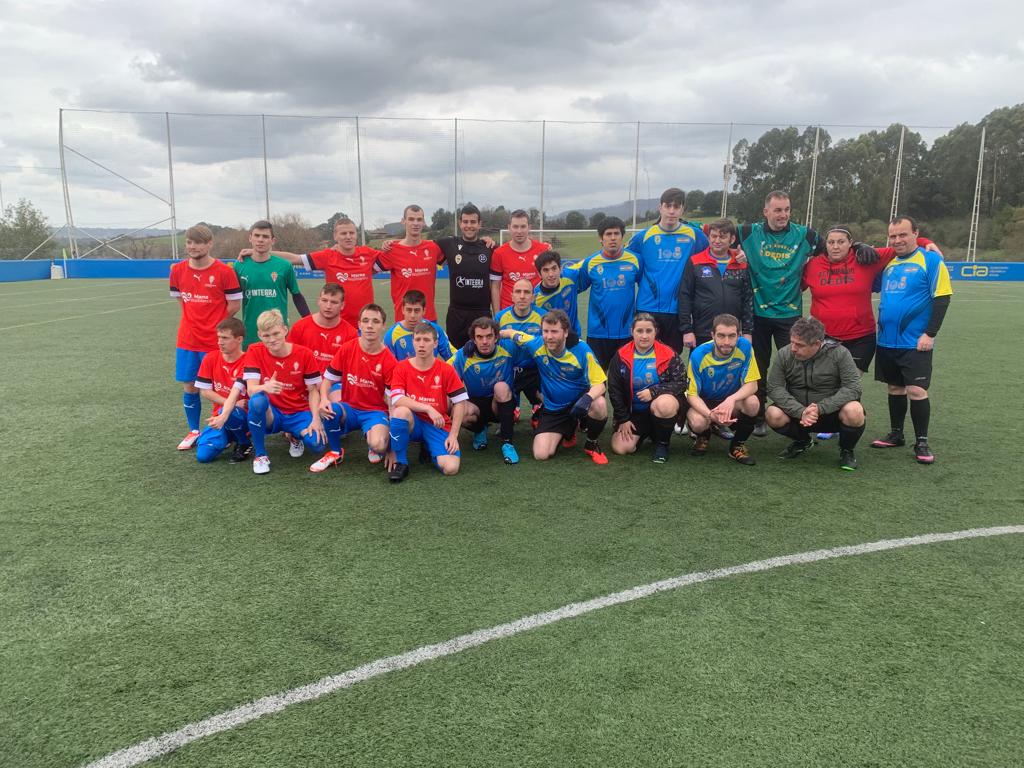 asturfutbol's tweet photo. Más equipos de nuestra Liga+

#Dedis-ReyAurelio+MareaRojiblancaDruzkhiva @CDMontevil_ @RealOviedo y @Urracacf_Posada 'B'

#liga+ #genuines #somosasturfutbol https://t.co/iXQO9Jk9MI