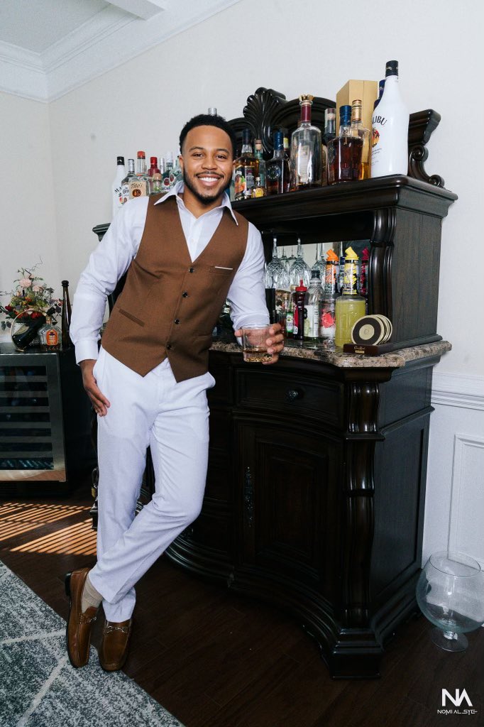 richoffsqft's tweet photo. Year 26 on the 26th 🎉 I just want to thank the man above for another year.
I’d like to announce The Shareef Milligan Team @ Transit Realty. I am officially a licensed broker in the state of South Carolina and couldn’t be more excited about this new opportunity.
#TSMT ❤️🏠 https://t.co/0z8f9IHnm7