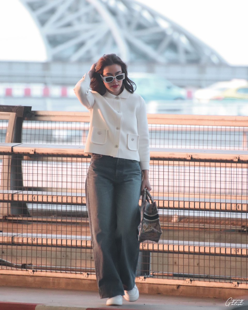 gging_alisa's tweet photo. ตัวแม่ตัวมัมตัวมารดา คบลเก่งอะ😭💅🏻 #คิมเบอร์ลี่ https://t.co/qCIwvcWiA2