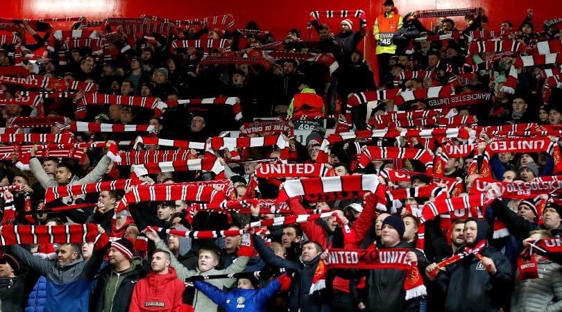 FBAwayDays's tweet image. Respect to the 32,000 Man Utd fans making the 30 mile’ trip from Surrey to Wembley today. 👏