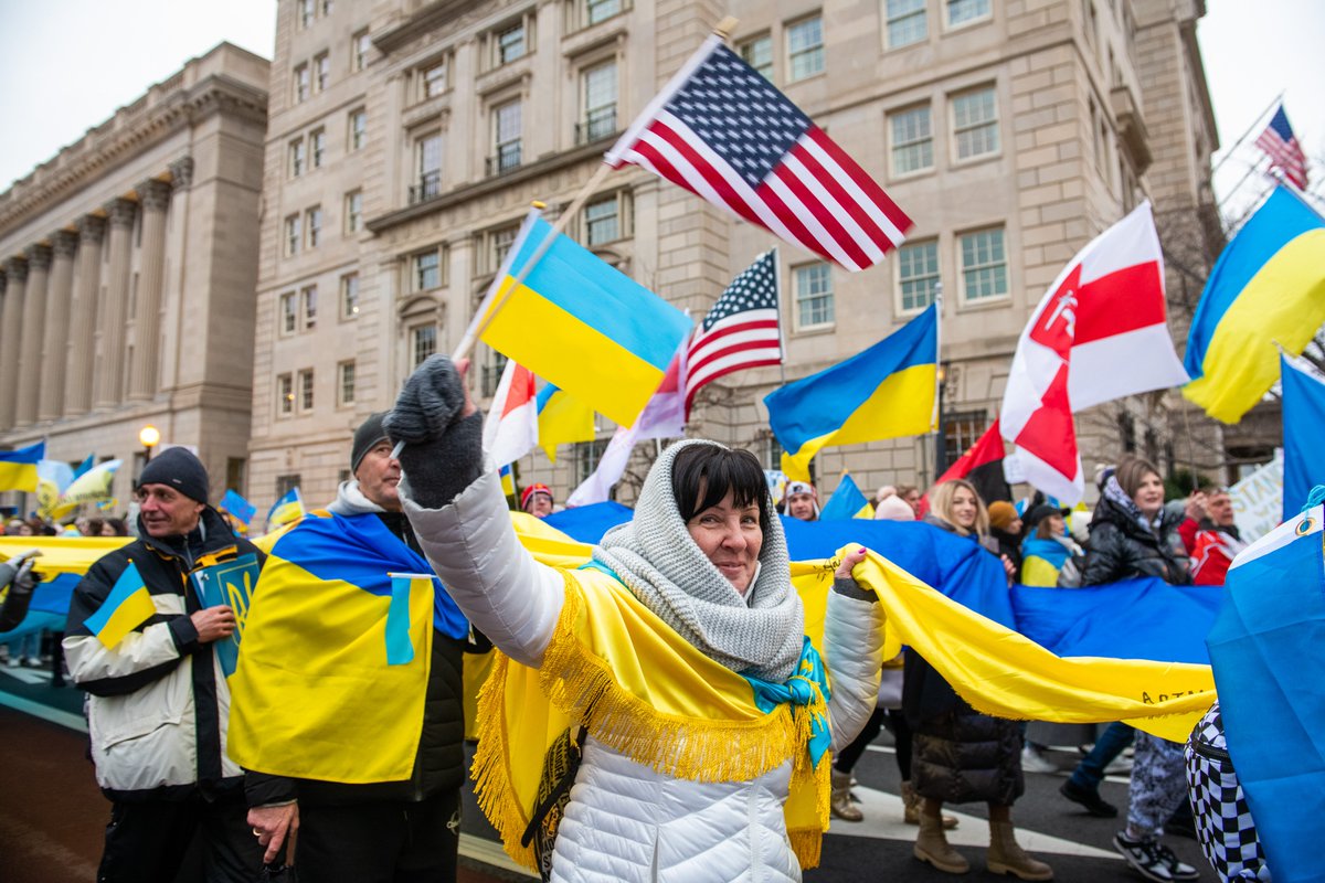azwarych's tweet photo. 1 year (+8) 🇺🇦
#StandWithUkraine️ https://t.co/HbpWzJCVFH