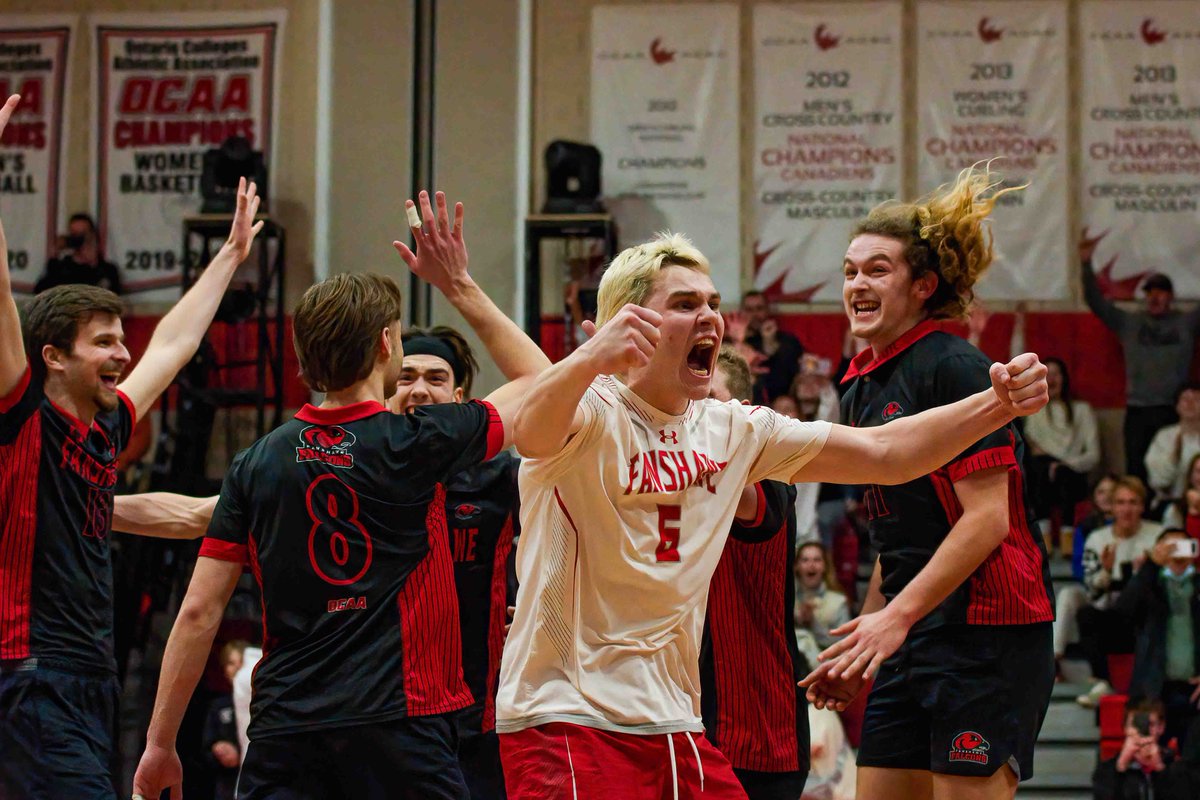 Thank you to our #FalconFamily ‼️ Huge shout out to everyone involved in a successful championship! Thank you to all fans, student staff, volunteers, players and family for making this the most incredible experience, you are all #FalconAwesome 🐦 ❤️🤍🖤 ••📸 <a href="/HiscoxPhotos/">Matt Hiscox Photos</a>