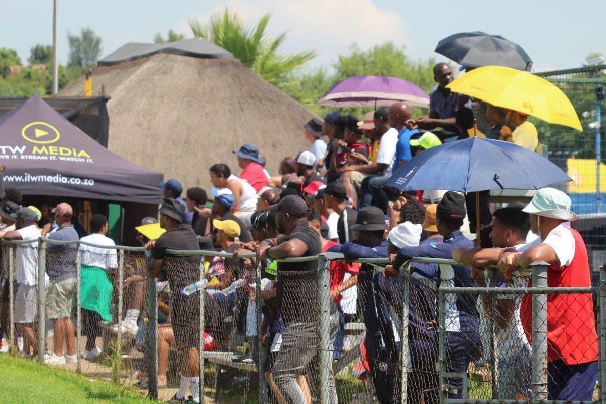 SafaGauteng's tweet photo. FANS APPRECIATION POST 

😆

#gdlfinals
#safagauteng
#HomeOfChampions
#panorama https://t.co/ryYau7Kwy0