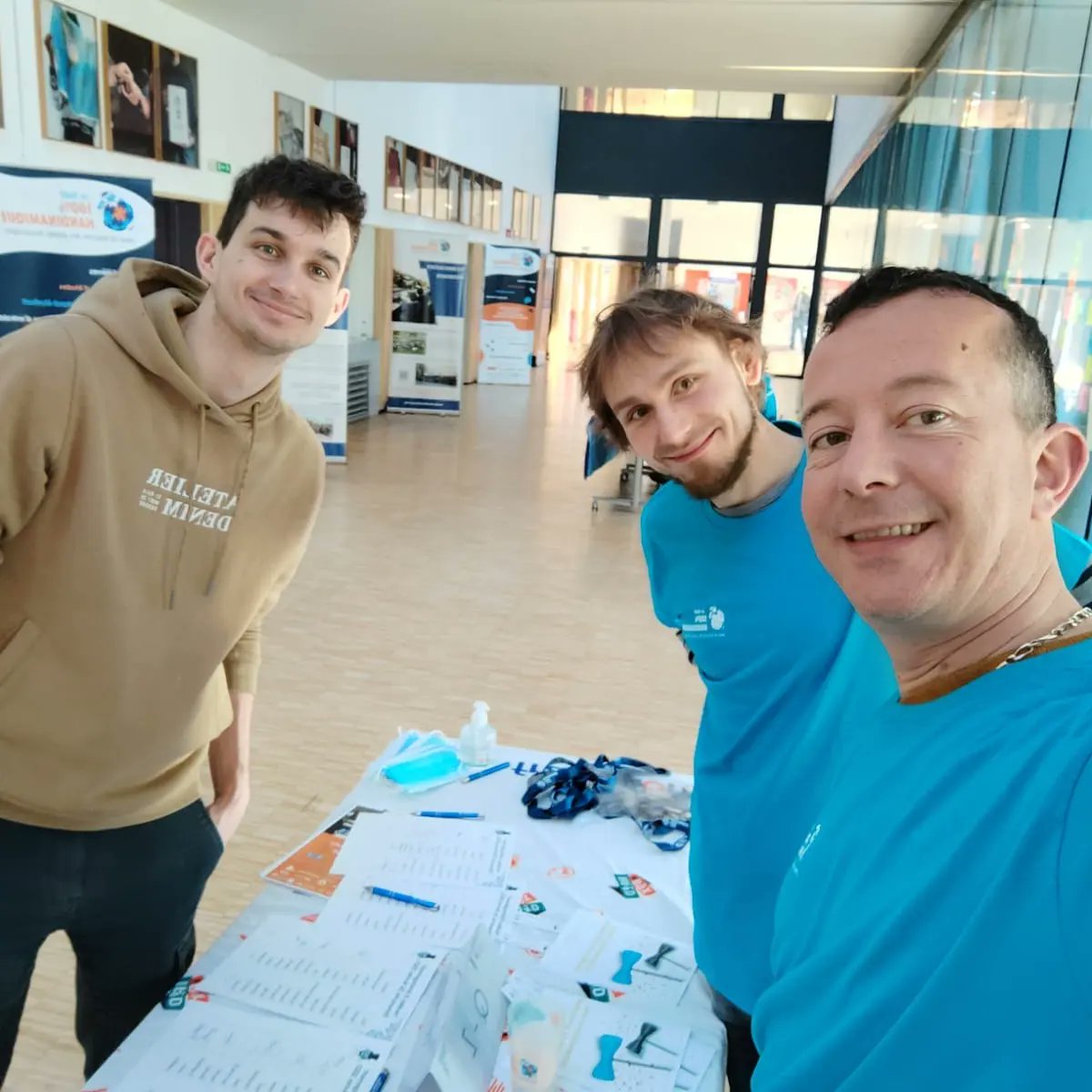 HandisupCO's tweet photo. Le week-end fédéral se termine...
Merci beaucoup à 100% handinamique pour ces deux jours !
Plein de riches moments partagés avec la team HCO 💚💛💚💛 https://t.co/PLpTOxX0Dp