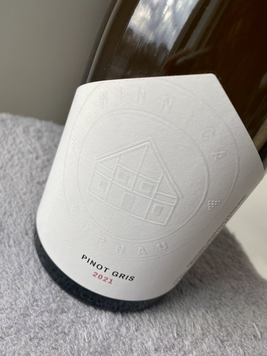 Po raz pierwszy w historii, w ofercie <a href="/TurnauWinnica/">Winnica Turnau</a> pojawiło się Pinot Gris 🍇 Limitowana edycja ( zaledwie 500 butelek), 9 miesięcy dojrzewania w beczkach i bardzo udane wydanie tej odmiany winorośli! Szczegóły wkrótce na <a href="/Winicjatywa/">Winicjatywa</a> 🇵🇱 #polskieiwno