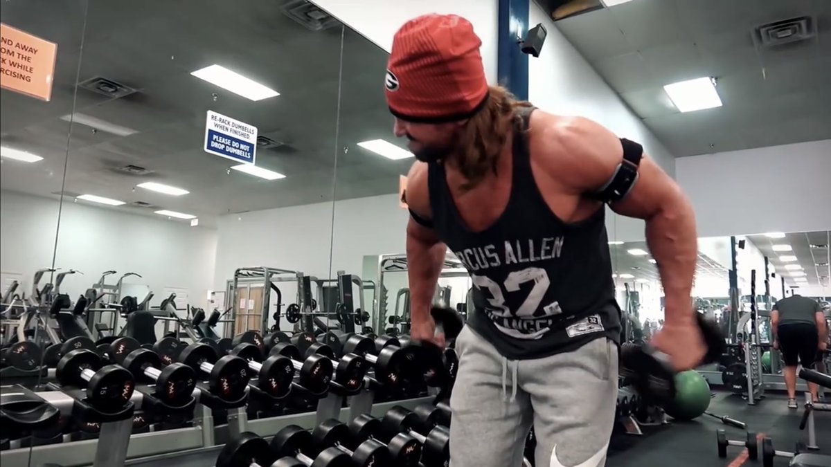 TRIAD_PIC's tweet photo. Quick morning workout on the @ocwhq1 #PROUDANDSTRONG before heading to the Illuminatus. #CarpeNoctem is tonight. 

Spoiler Alert: #StillChamp https://t.co/byPA4cUFi4