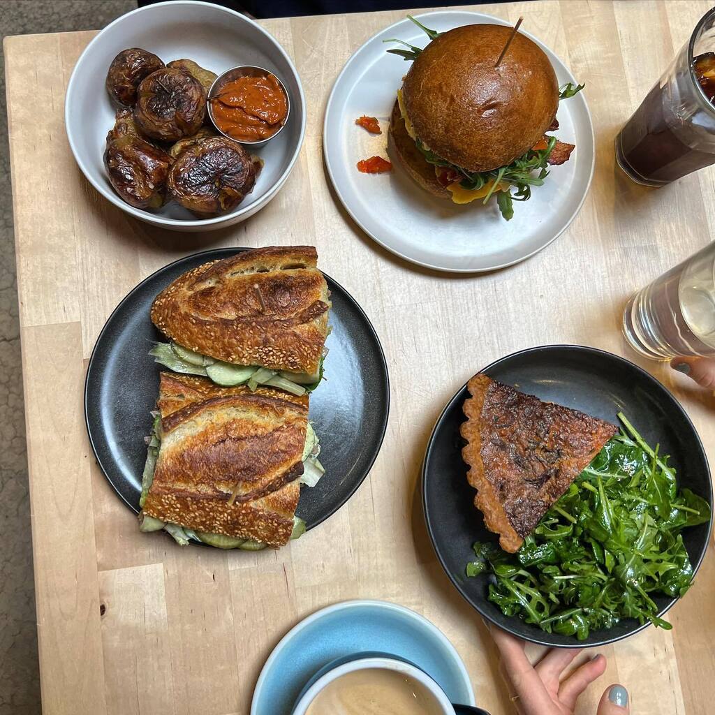 Let’s go! #brunch #realbread #sourdough #naturallyleavened #phillyeats #eastpassyunk #bbga #croissant #brunch #cafe #breakfast #wholegrain #wholewheat 
#bread #toast #breadbosses #crust  #breadbaking #eaterphilly #yophillymag #foobooz #mightybreadsat… instagr.am/p/CpIVY7Guptw/