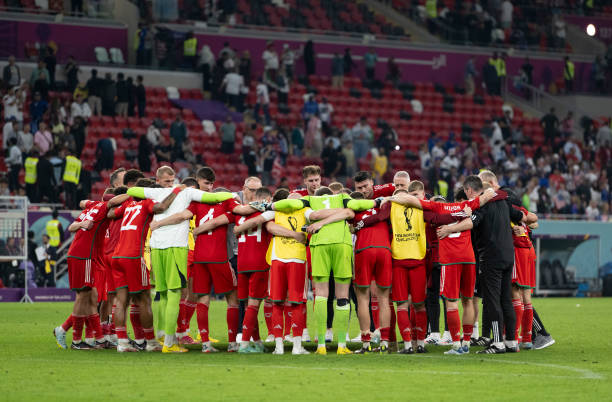 RÉSUMÉ DE LA 2ÈME JOURNÉE DE LA POUPE DU MONDE ! 🌎

PHANA 🇬🇭 2-2 🇦🇷 PARGENTINE
VORTUGAL 🇵🇹 5-2 🇧🇷 PRESIL
PRANCE 🇫🇷 3-3 🇲🇦 MAROC
PALLEMAGNE 🇩🇪 4-5 🏴󠁧󠁢󠁷󠁬󠁳󠁿 PALLES