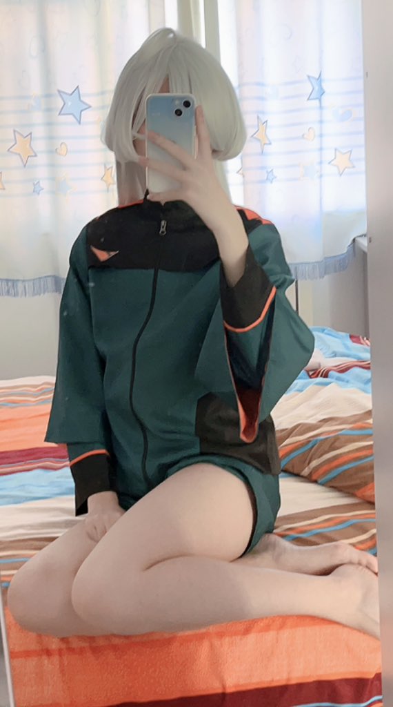 俗话说光腿的不怕穿袜的（ https://t.co/dkOD6ptZwE
