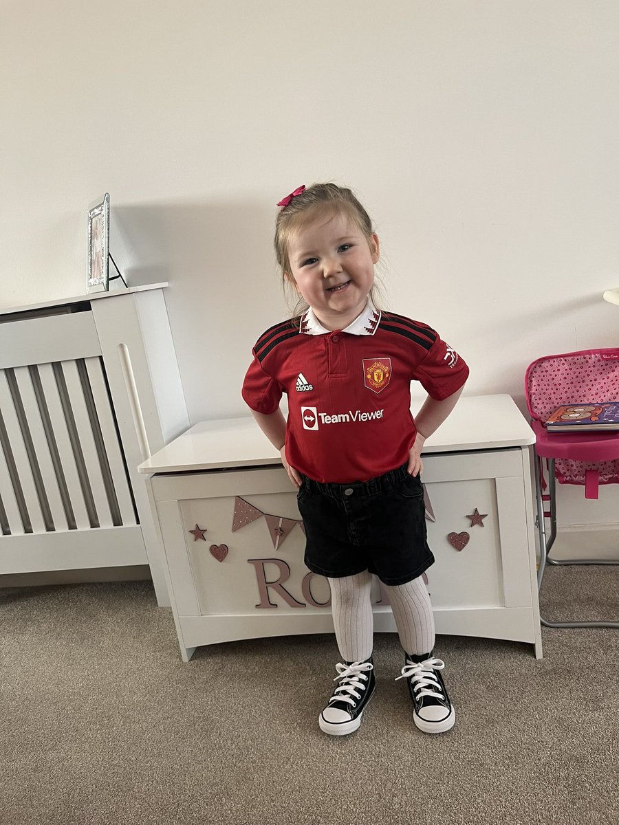 Molly1Bray's tweet photo. Come on Man Utd❤️ @ManUtd https://t.co/gVU2Eo1khz