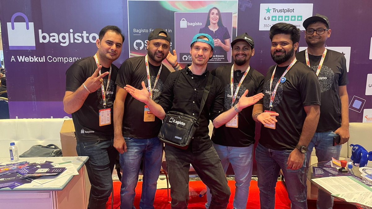 BagistoShop's tweet photo. Thank you @christophrumpel for trying virtual try on sharing tips on laracon paper submission @LaraconIN #laravel #ecommerce #opensource https://t.co/ASRARrUE0c