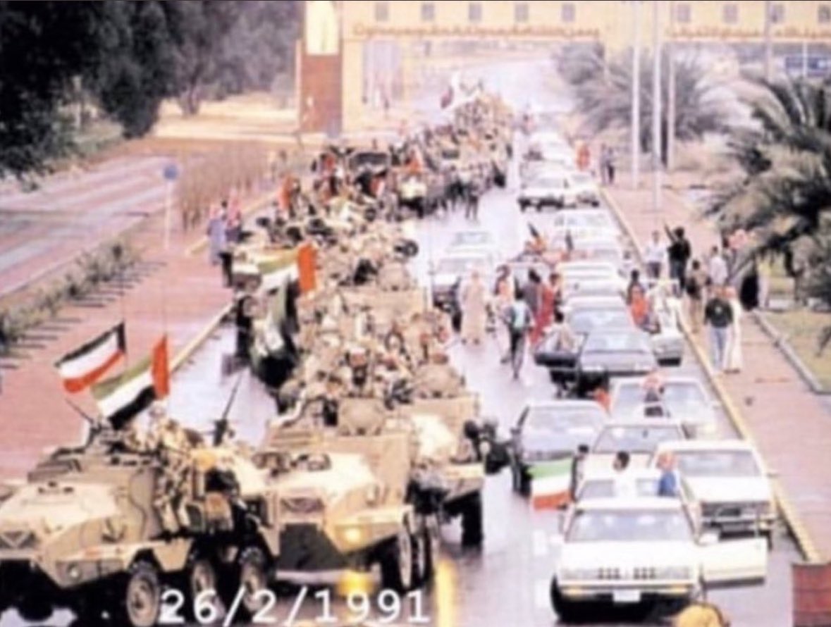 D_aman90's tweet photo. ٢٦ فـبـرايـر 
دُمـتـي أبـيّـة
غـالـية عـزيـزة حُـرّة و شـعـبـكِ أحـرار🇰🇼 
#تحرير_الكويت https://t.co/OoUAimwPIV