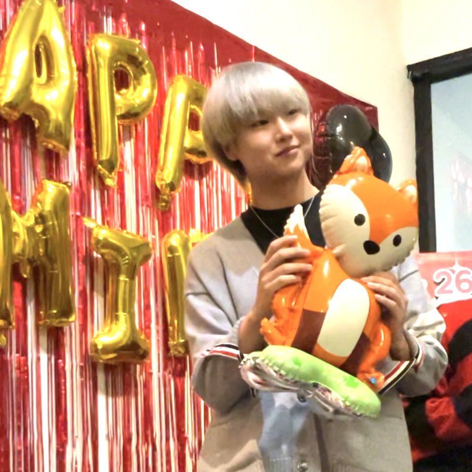4hanju's tweet image. .   ·  * ˚ .🦊우리 여우 생축🦊.  ·  * ˚ . 

#HAPPYYUNMINDAY
#LoveStoryYUNMIN
#YUNMIN #윤민 #ยุนมิน #THE7