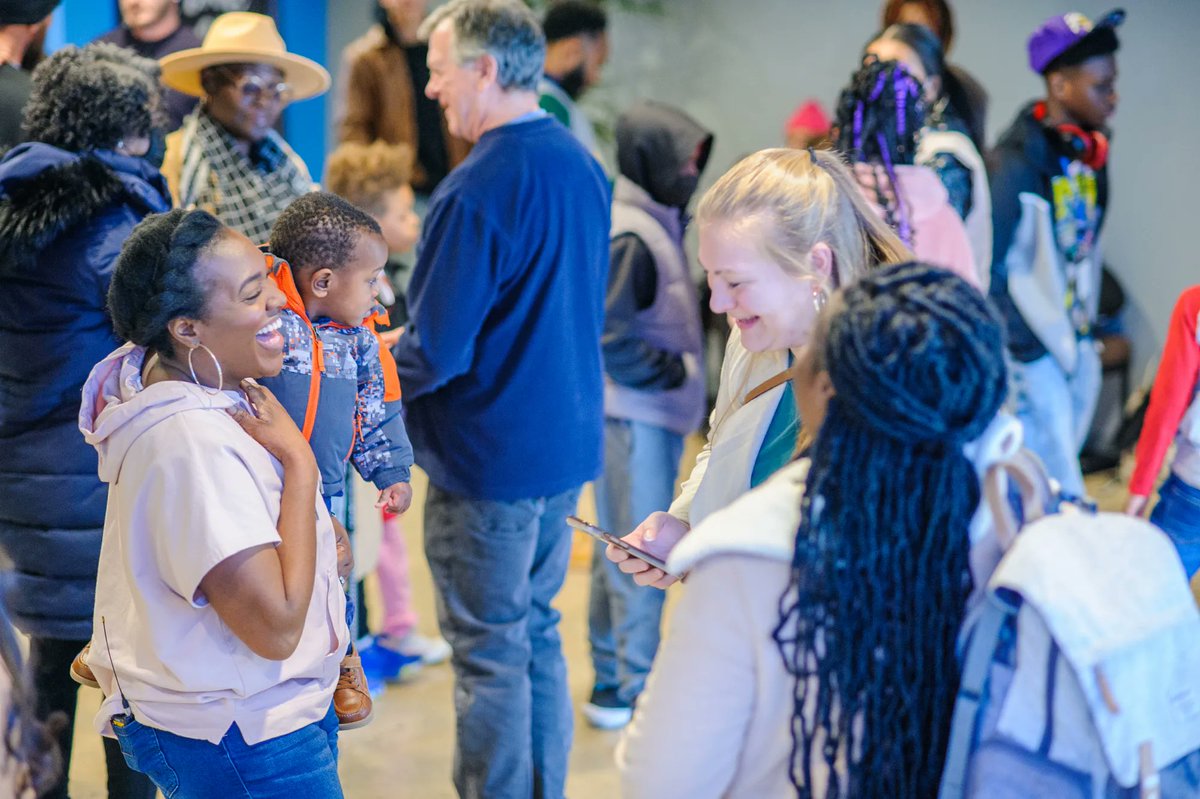 lhtchurch's tweet photo. It’s Sunday! Our favorite day of the week is finally here and we can’t wait to spend it with you. We will see you at:

9:00AM
11:00AM
7:00PM (online only)

#church #sundayfunday #howtobehappy #newseries #friends #family #community https://t.co/QP5fkPPIT8