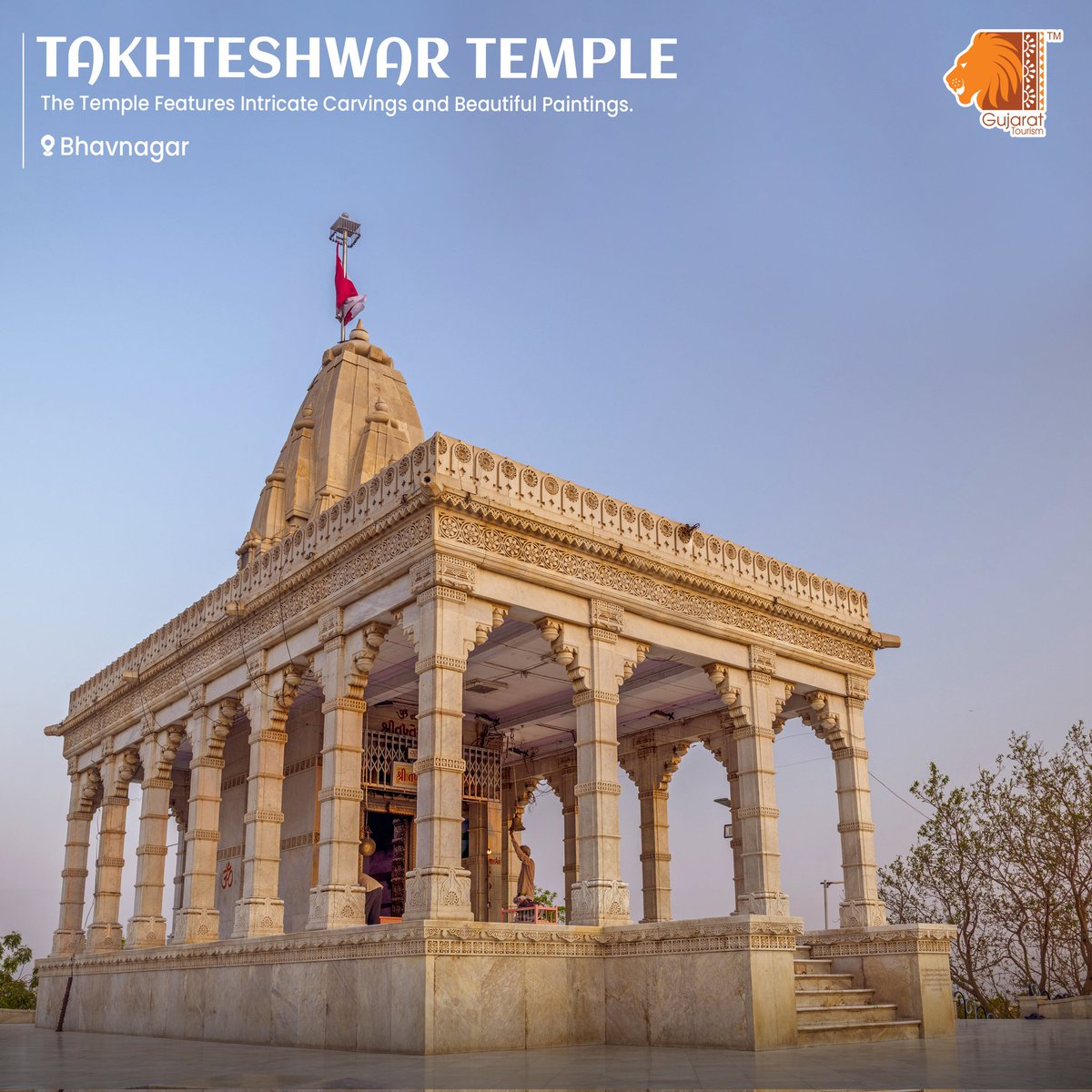Constructed on top of a hill, this all-marble #temple is a masterpiece. The main sanctum of the temple houses the idol of Lord #Shiva. It is situated at a height that gives mesmerizing views of the #city and of the Gulf of Cambay.

#gujarattourism #gujarat #incredibleindia #shiv