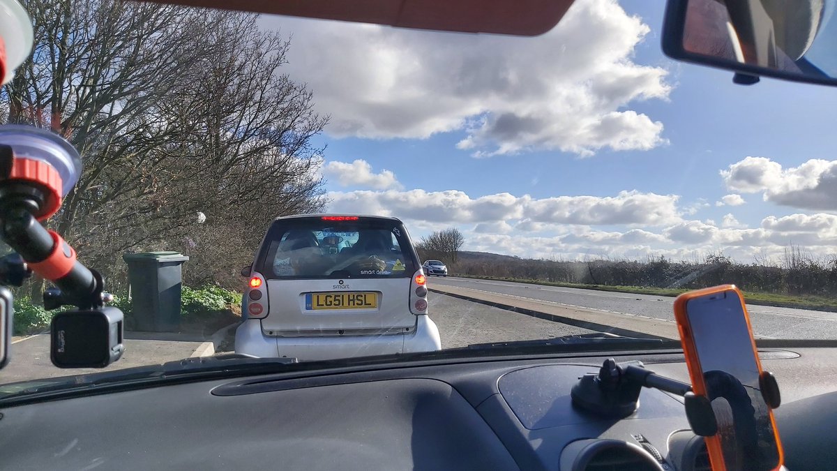 Online_Jake96's tweet photo. 810 miles into our 1000 mile trip and we're in sunny Lincolnshire not too far from Newark and heading for the V Ate diner for lunch. #fp1000 #fuelpowerchallenge https://t.co/e8MWVrBXvJ