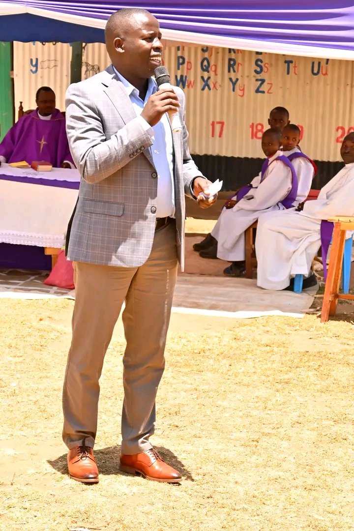 libran_songol's tweet photo. "God is able to bless you abundantly, so that in all things at all times, having all that you need, you will abound in every good work."-2 Corinthians 9:8.
Joined Christians of St. Vincent de Paul Kimng'eru Catholic Parish in Chesumei Constituency.@Araap_Sang aka #Winchit https://t.co/Vxow48eyep
