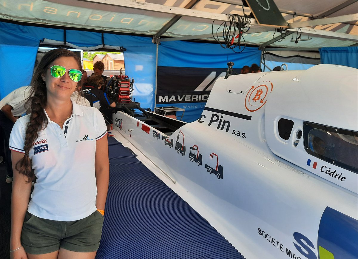 aurore.btc tweet media