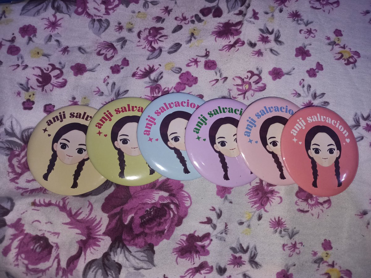 anjiloml's tweet photo. free anji salvacion button pins set! pipili lang ako mabilisan lang ! ♡

@anjisalvacion #AnjiSalvacion https://t.co/spuKKJ53LE