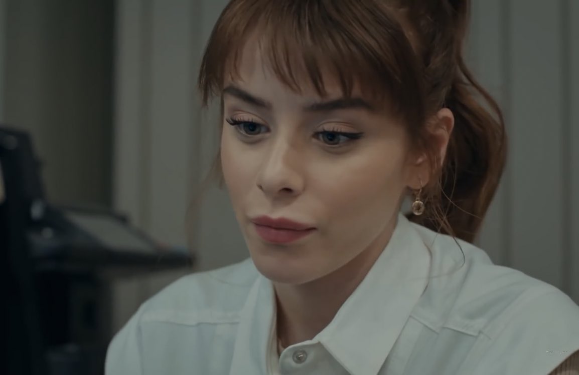 bstekaa's tweet photo. ilayda alisan turkiyenin en guzel kadinisin (nesnel) ama ela yuksel senden daha guzel nasil olabiliyo bu https://t.co/K0jdIu33p4
