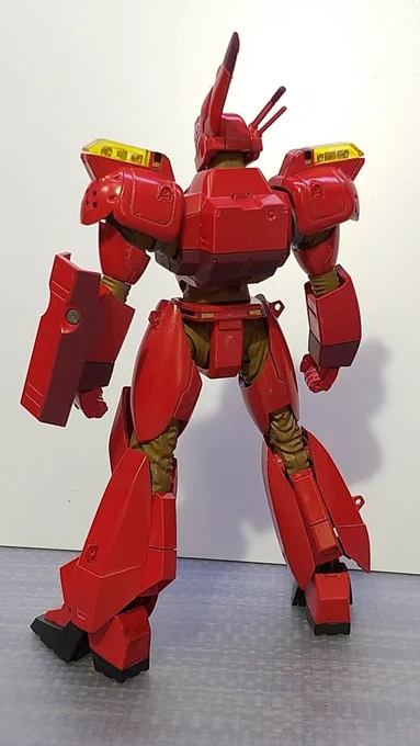 #見た人も無言で赤の何かを上げる 