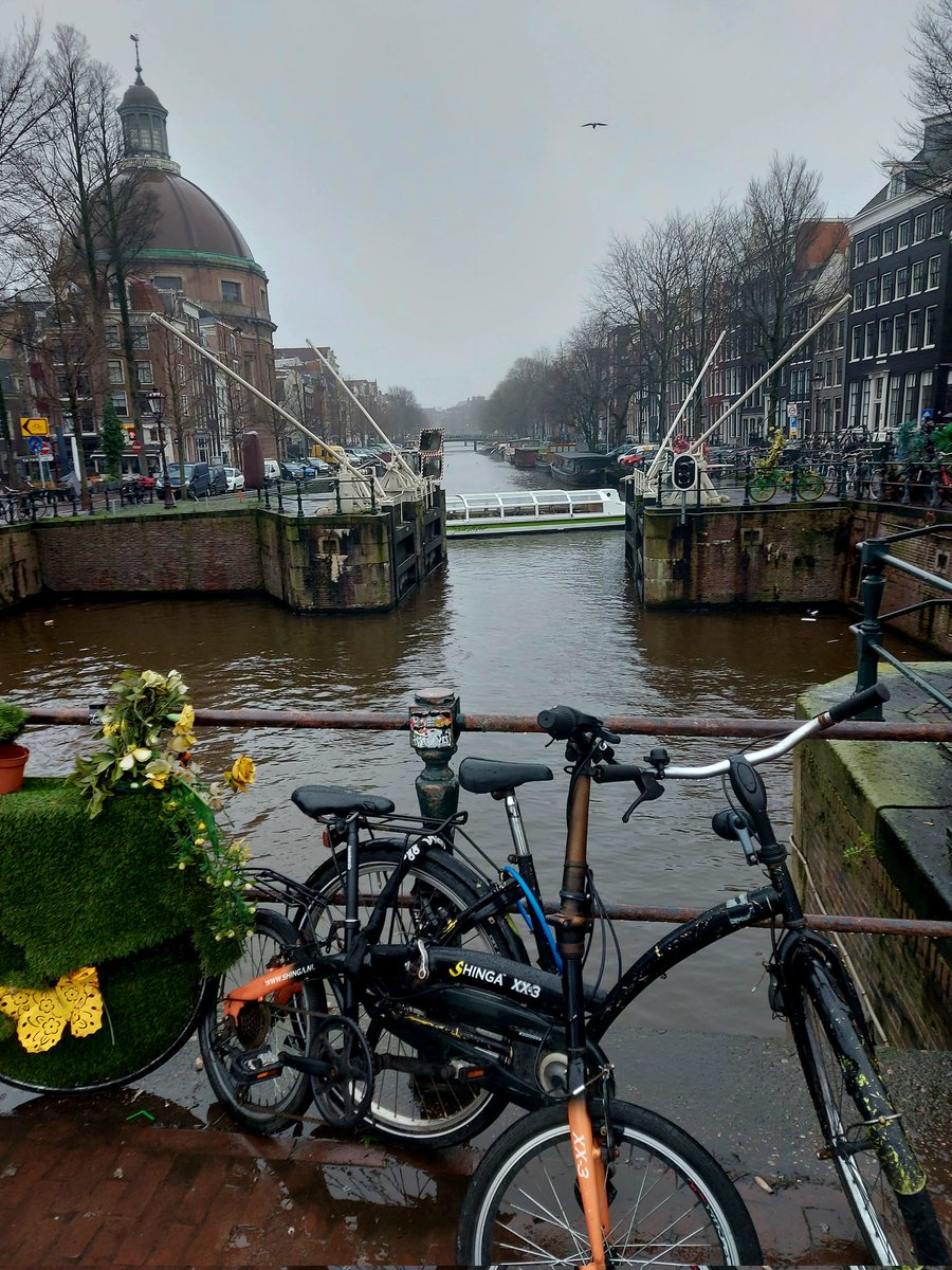 James78London's tweet photo. #Amsterdam https://t.co/QESK1DQXIS