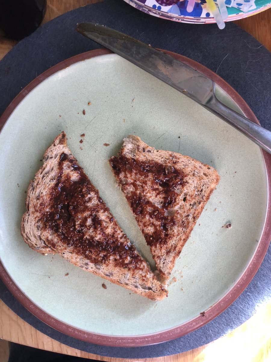 pretzelpilled's tweet photo. yummy breakfast at a friends.. i even had seconds!!! i was so nervous abt eating in someone else's house but i did it and even enjoyed it :) https://t.co/5sryzQLktF