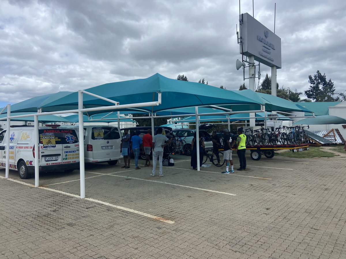 All out in support of much anticipated Soshanguve Cycling Club, Pretoria to Polokwane Charity ride 280km all in a day’s work. Ohhh, plus 42 km Seshego township recovery ride.