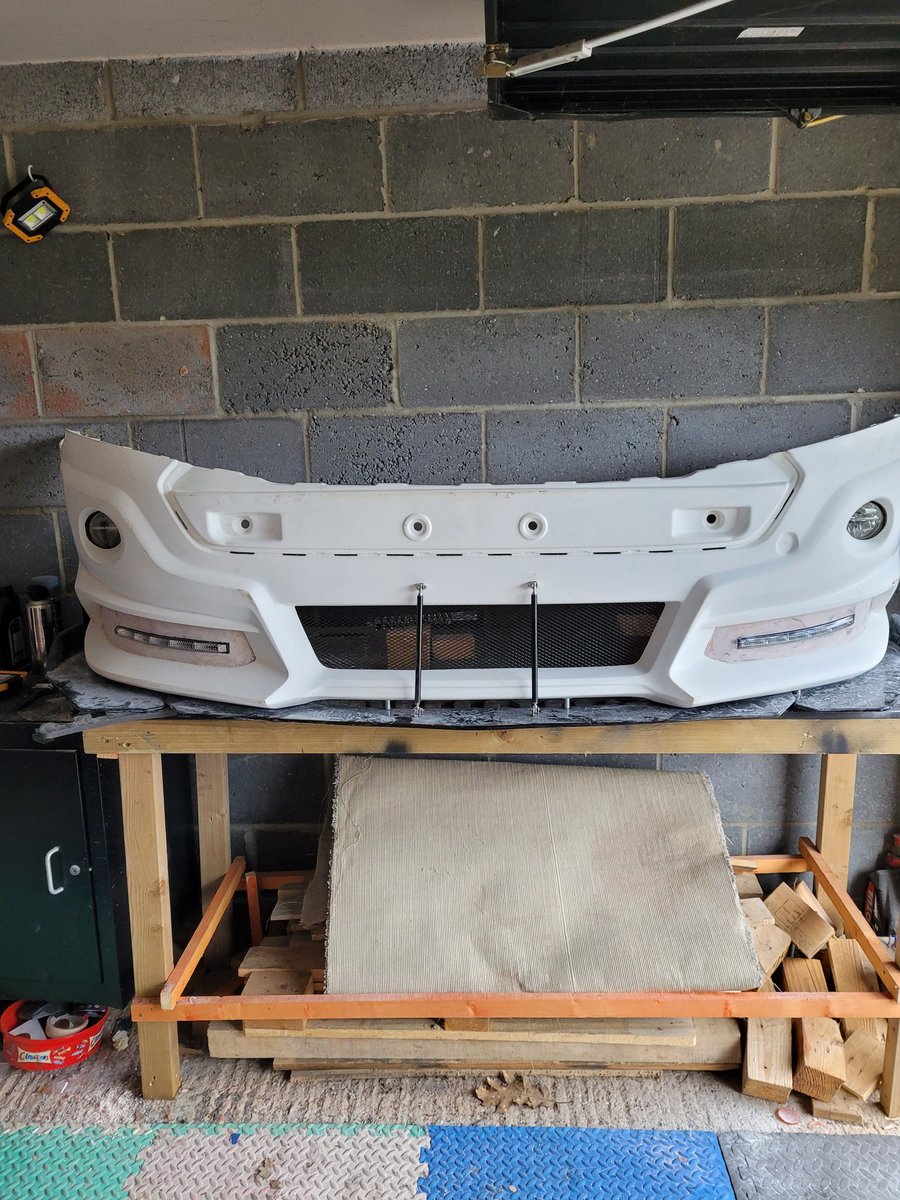 Srad588's tweet photo. Progress on the front bumper for the van so far, few more things to be done then test fit and get ready for spray paint.

#modified #transitcustum #racevan https://t.co/bBvFPisd1o