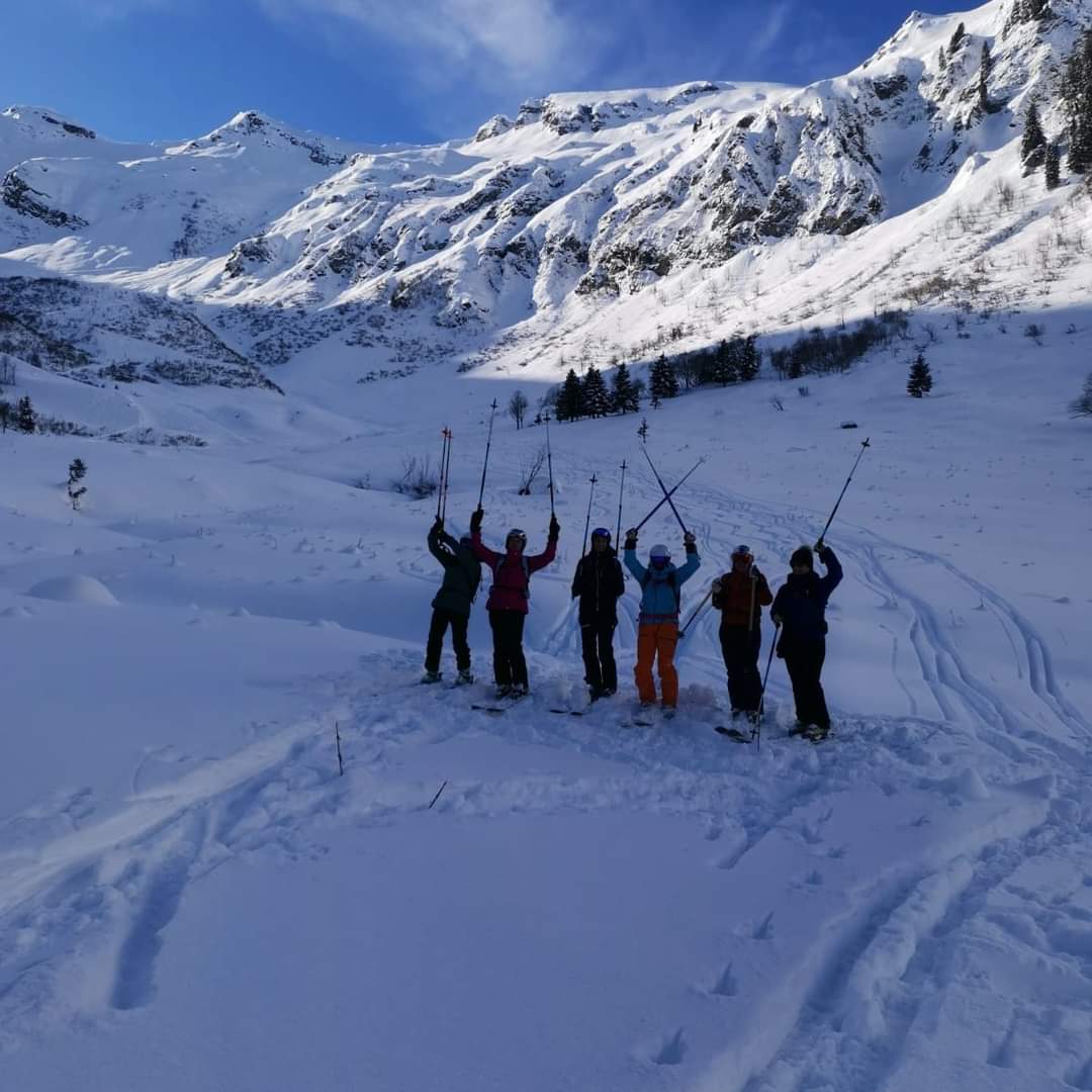 Welcome to Chalet Freshtracks!

Situated in Flaine, our Freshtracks chalet creates the perfect, home-away-from-home ski experience. 

Find out more here: skiclub.co.uk/ski-club-holid…

#SCGB #Freshtracks #FreshtracksHolidays #ChaletFreshtracks #ChaletHosts #SkiChalet #SkiHoliday