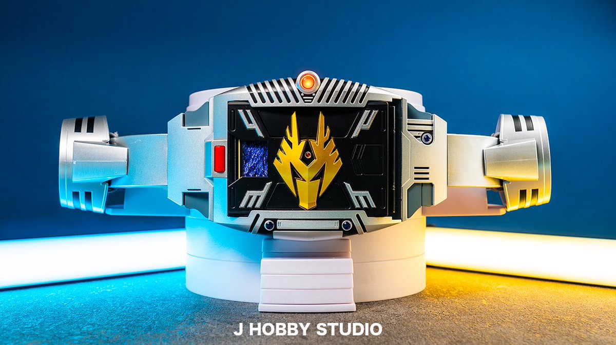 J_Hobby_Studio's tweet photo. 戦わなければ生き残れない！
Those who don’t fight won’t survive!

Kamen Rider Ryuki CSM V Buckle and Dragvisor | Unboxing and Henshin sound
https://t.co/1G8T0AjwX1

#kamenriderryuki #kamenrider #bandai https://t.co/TaPT8nzakI