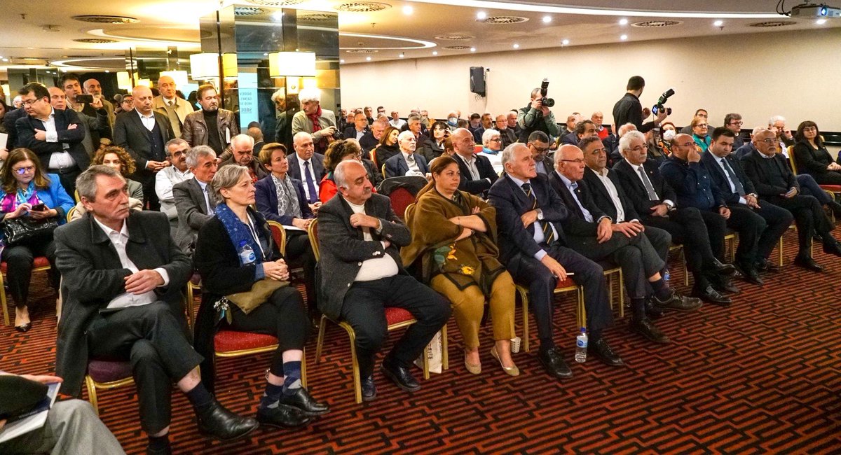 ucnokta's tweet image. 29 Yıl önce kurucu üyesi olduğum #SODEV (@Sosyaldemokrasi  Vakfı)’nın 29. Olağan Genel Kurulunu gerçekleştirdik. 
Dün olduğu gibi bugün de, Cumhuriyetimizin ikinci yüzyılında sosyal demokrat birikimi ile SODEV’in Türk siyasi yaşamına çok büyük değer katacağına inancımız tam.