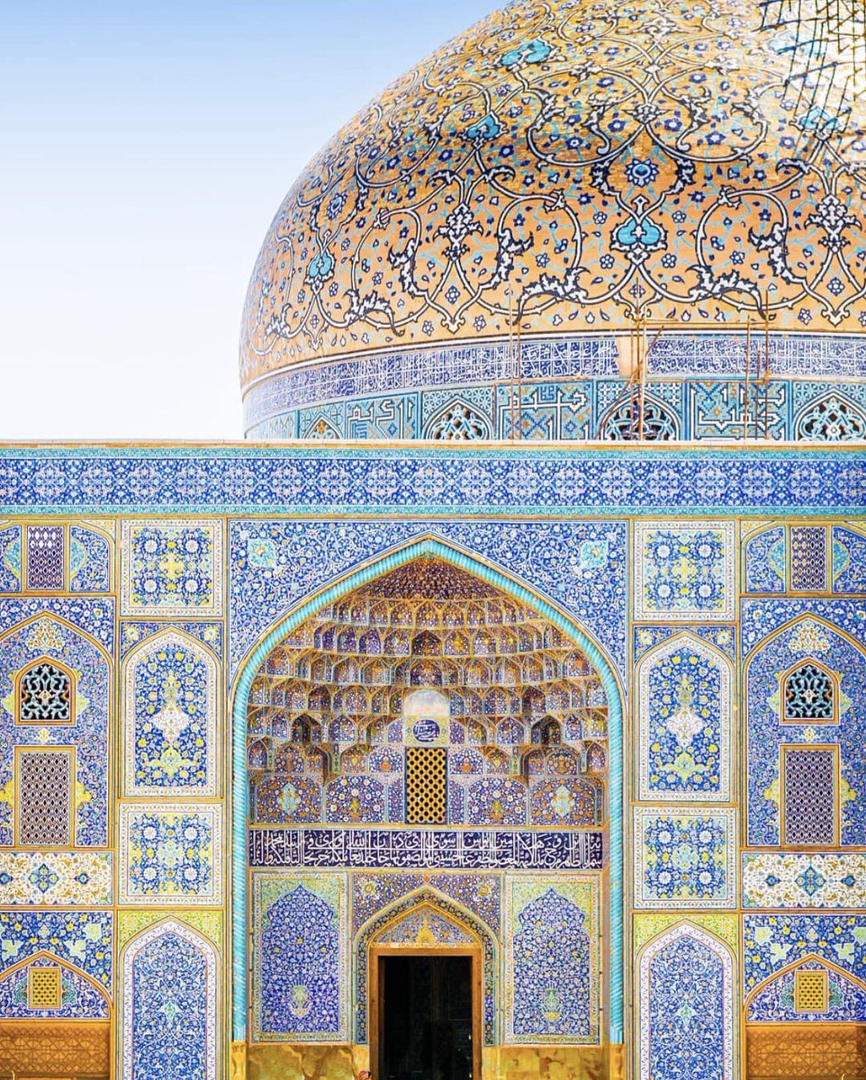 AstronomyFr's tweet photo. Architecture Perse 🕌 https://t.co/XrLltc9DlN