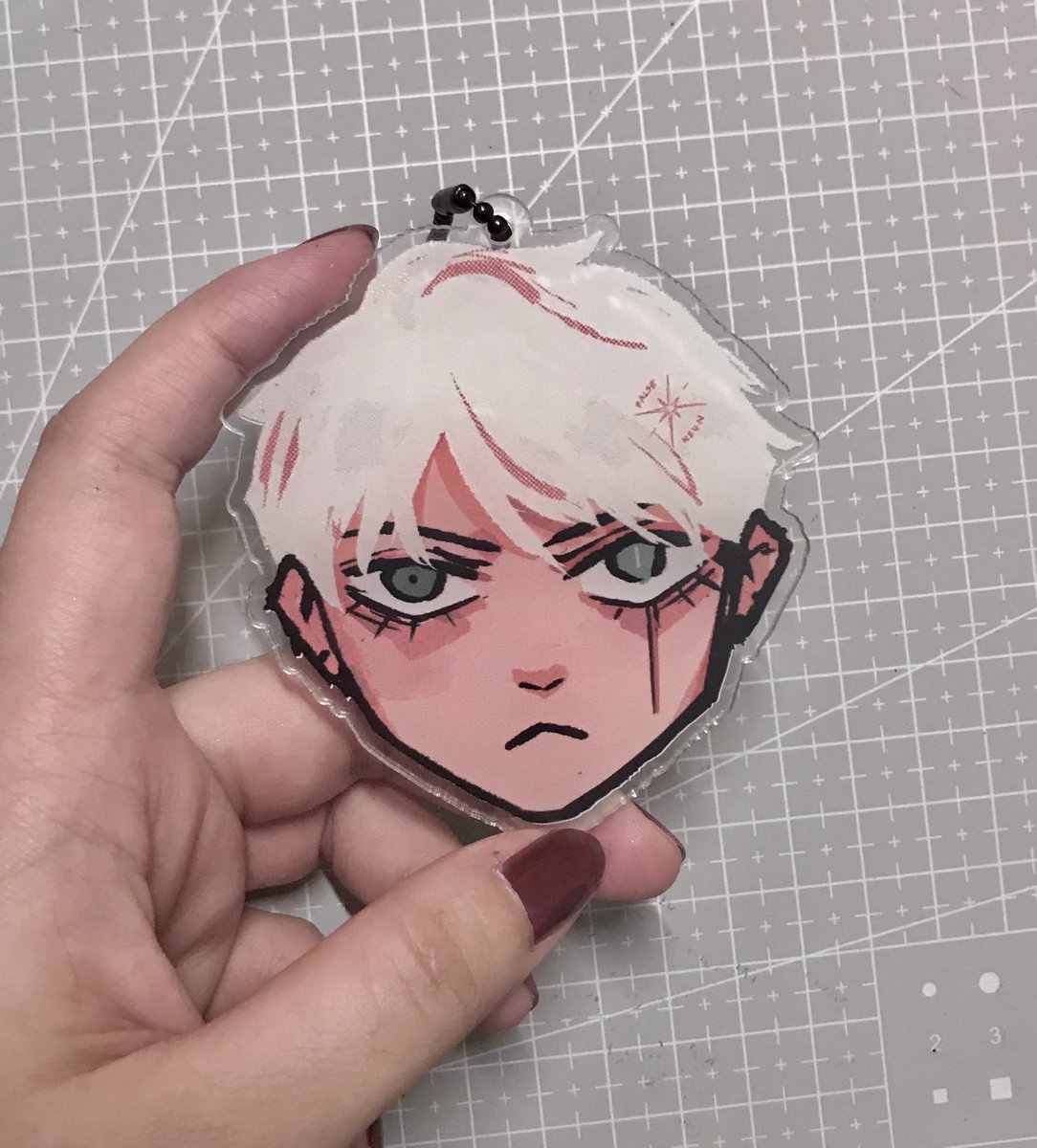 falseneun_'s tweet photo. Big ass Einarr keychain ✷ 

(my fault, I ordered the wrong size huhuh 🙁 #falseneun_oc ) https://t.co/UT22QKCZ7S