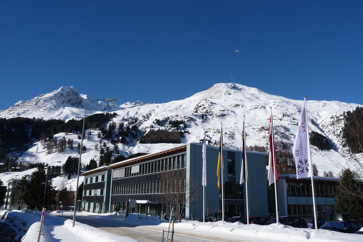 GeoAlumniUZH's tweet photo. Es hat noch Plätze frei auf unserer Tagesexkursion am Samstag 4. März ans WSL-Institut für Schnee- und Lawinenforschung @SLFDavos 
Anmeldung bis 1. März unter: https://t.co/TH2dbbccJL https://t.co/nnJeMl15nt