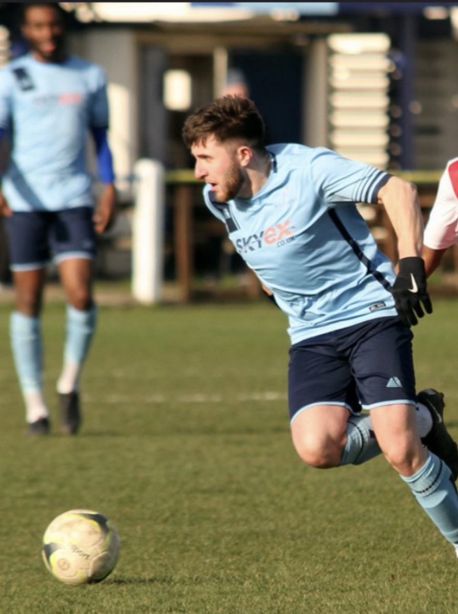 FreeAgentsFC's tweet photo. Name: Callum Deverill  
Age: 24
Location: London/surrey
Position: 10/winger/cm
Previous Clubs: Bedfont fc / British airways / Guildford united 

Looking for Step 6 or above ⚽️ https://t.co/ZFi25Kn54s