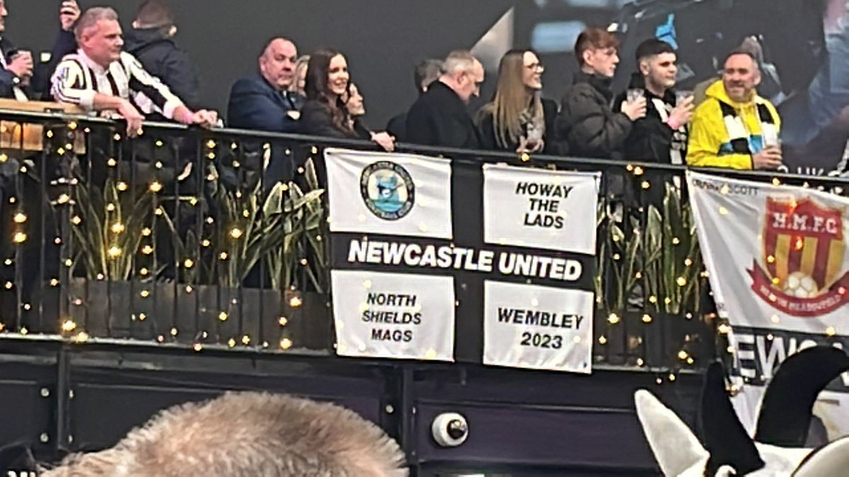 NorthShieldsFC's tweet photo. North Shields has descended on Wembley Way, again!!
Spot any North Shields flags .. send us your photos!!
#HowayTheToon #HowayTheRobins #NUFC #NSFC https://t.co/FdZCirxMPr