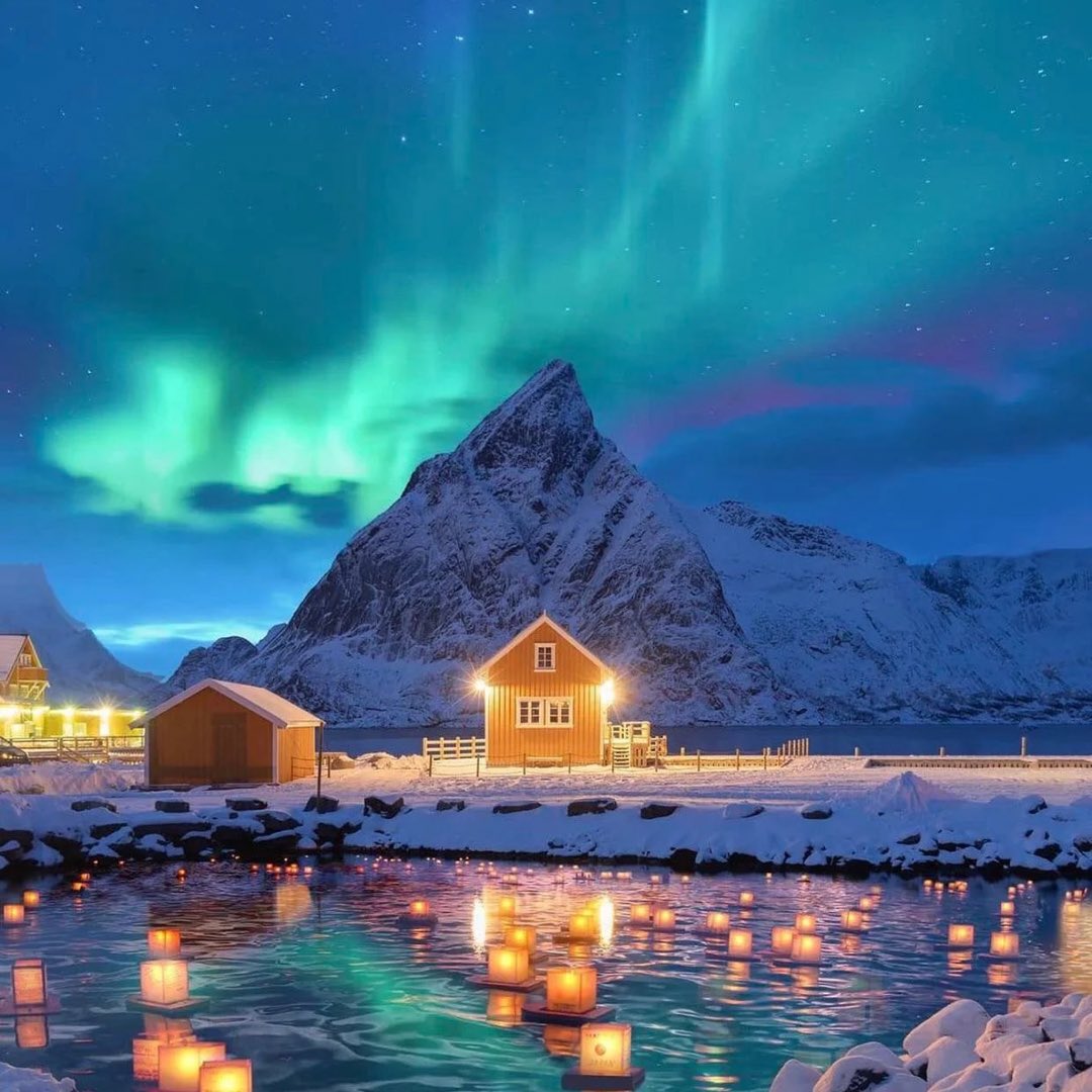 20 Breathtaking Places To Visit Before You Die:

1.  Northern Lights, Scandinavia