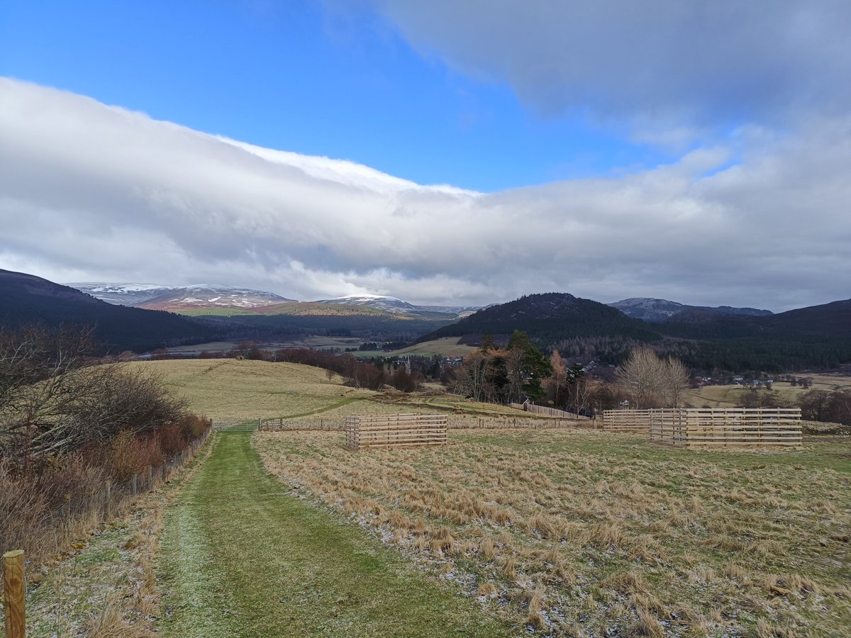 mattylockers's tweet photo. Aberdeenshire at its finest and a cheeky break at the Balmoral Arms #visitabdn #braemar #ballater #cambusomay #deesideway @CrerarHotels https://t.co/Qm063j4d82