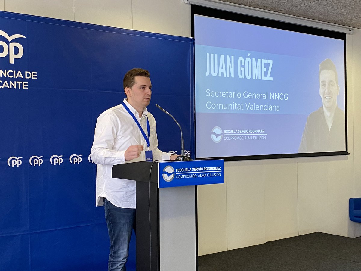 NNGGAlicantePrv's tweet photo. 🔵 @JuanGomezNarros : “Ximo Puig y Pedro Sánchez son lo mismo, un problema”

#EscuelaSergioRodríguez https://t.co/FtbqXAbVBe