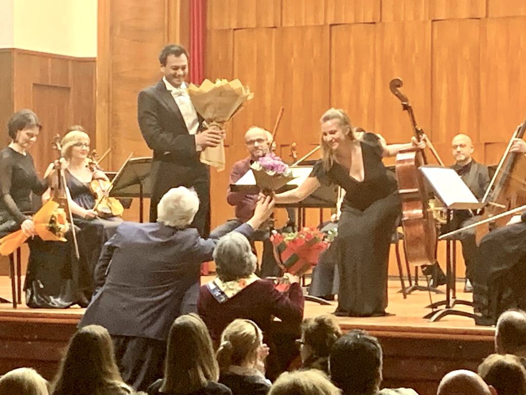 SianCMacLeod's tweet image. Unforgettable evening at #Kolarac with #MaximRysanov &amp;amp; St George’s Strings in aid of humanitarian work in🇺🇦 

Exceptional performance 🎶great audience 👏electric atmosphere ⚡️

Many thanks to all who gave generously for NGO partners 🙏

🇺🇦 🇬🇧 🇵🇱 🇨🇦 🇳🇴 🇺🇸 🇪🇺 

#StandWithUkaine 🇺🇦