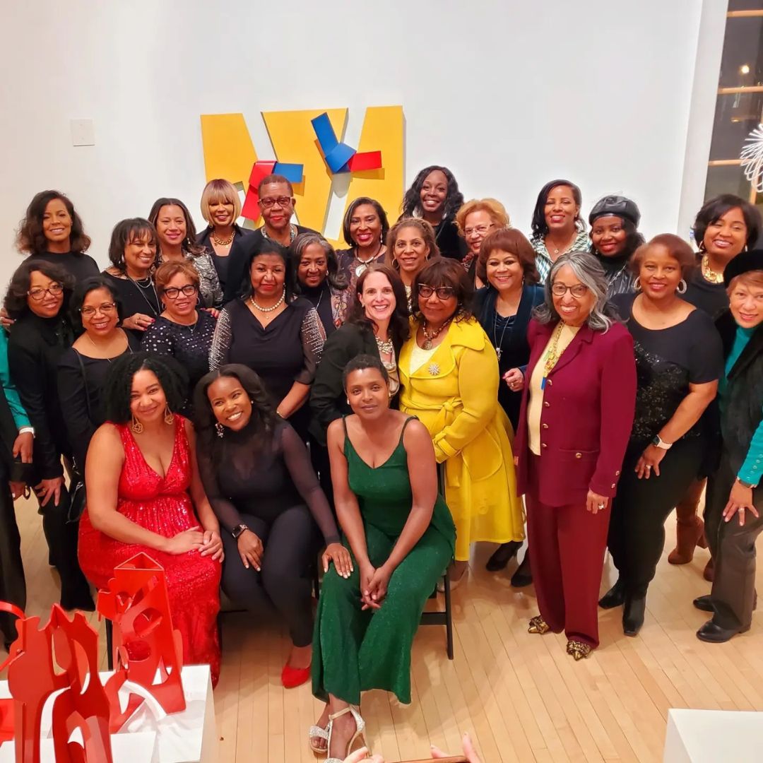 PRCMDLinks's tweet photo. Our private VIP "after glow" included champagne toasts, delectable charcuterie board treats and a meet and greet with the artists of the hour, the String Queens. #stringqueens #prcproud #EALinksInc https://t.co/h4tjllWZHc