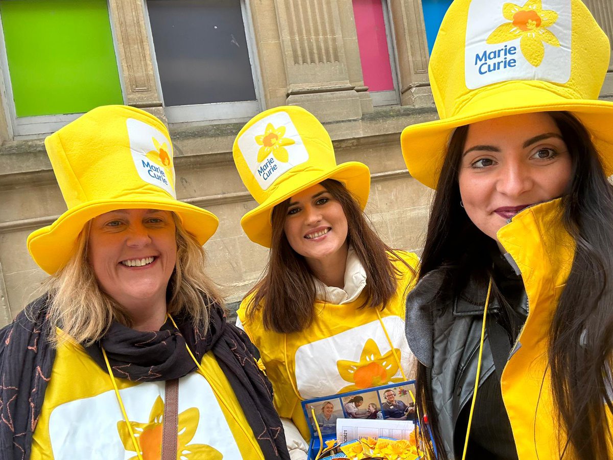 AngharadBurden's tweet photo. Great to see Cardiff centre flooded with daffs for the match yesterday 🌼Had such a fun time collecting for #GDA this year, raising vital funds for our services 💛 https://t.co/VirTXS3zmP