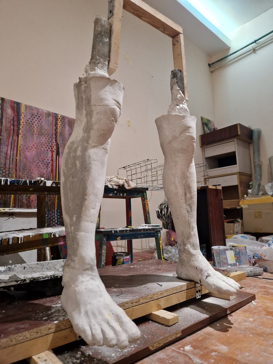 Gm,my legs are ready for the next step 😀