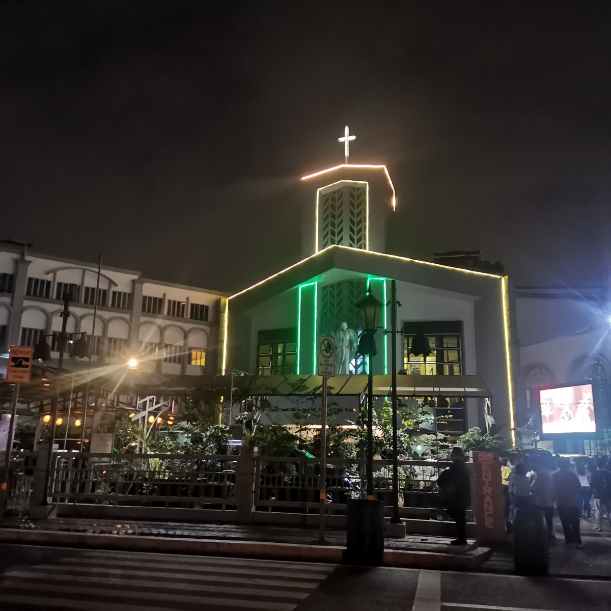 RaMelteon_RPh's tweet photo. SUNDAY MASS DONE!
At National Shrine of St. JUDE Thaddeus Manila
-
RECHARGED MIND AND SOUL!
-
DRILLS AND MOCK BOARDS SA SCHOOL NEXT WEEK!
FIGHTING FOR THE LICENSE!

#PHLE2023 #RoadtoRPh https://t.co/NQIk33W00Z