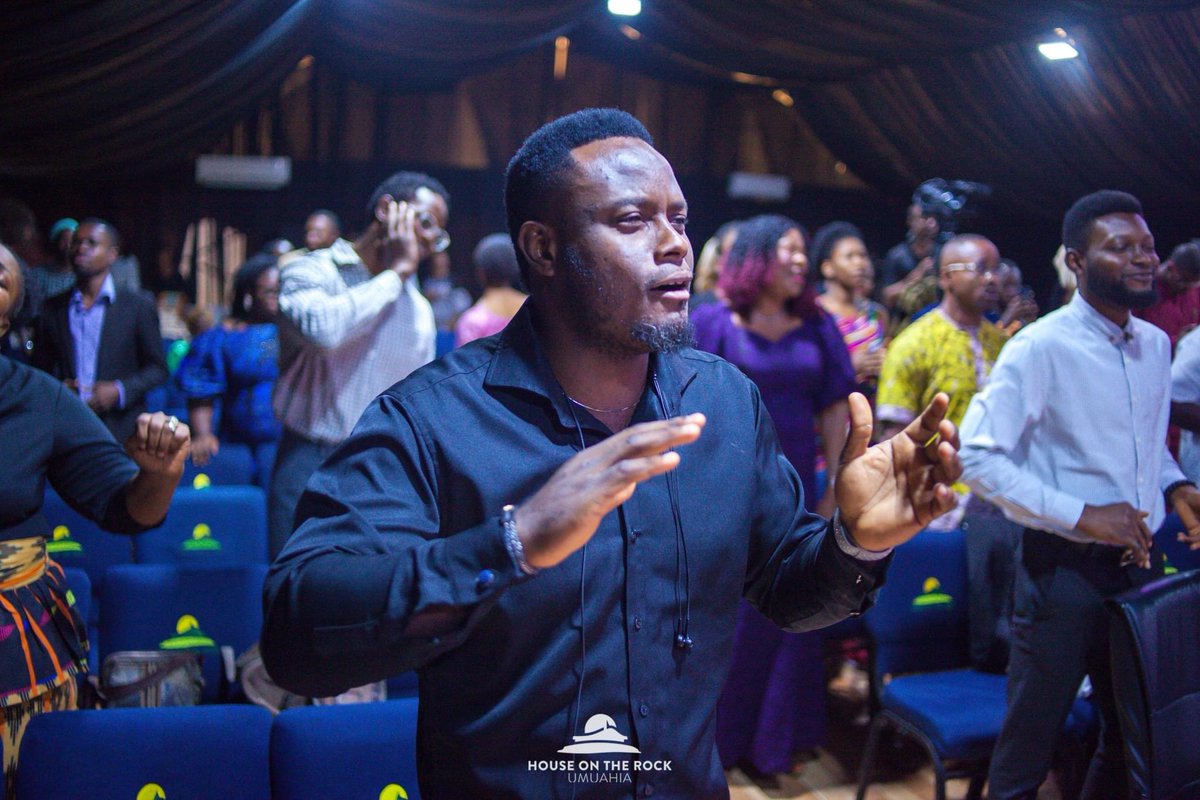 hotrumuahia1's tweet photo. |CONTEMPORARY PRAISE|
🎤Who am I that You are mindful of me?
That You hear me when I call
Is it true that You are thinking of me?
How You love me
It's amazing
I am a son of God
He calls me son
#Contemporarypraise
#Createdtowin
#Hotr
#Hotrumuahia
#Hotrservice
#Hotrmedia https://t.co/qg8qkA8BlK