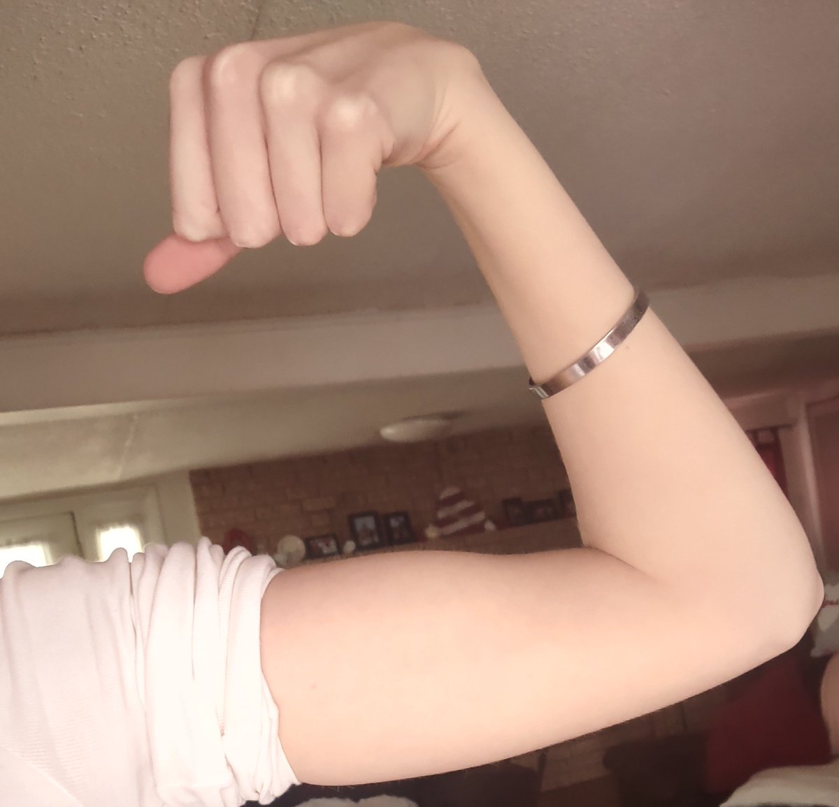 slayer22645's tweet image. Pretty much the same 😂 
#gains #armworkouts #gettinginshape